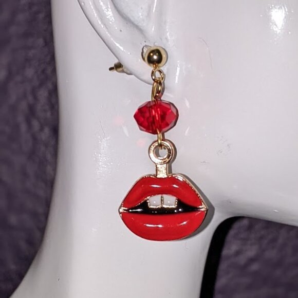 Handmade Jewelry - Hot Lips Earrings